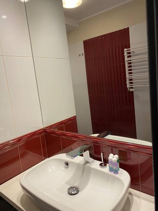 Апартаменты Panama Apartament 3 Познань Экстерьер фото